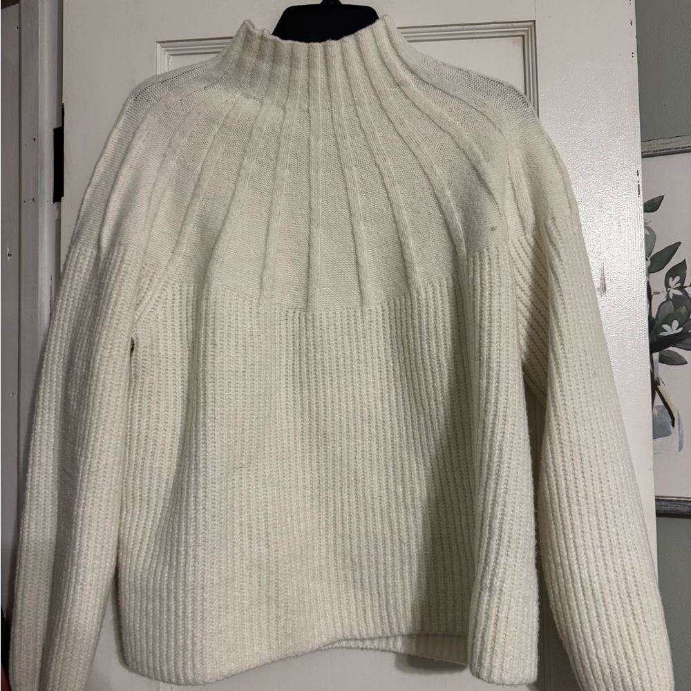 Nine West Cream Ribbed Women's Turtleneck Sweater